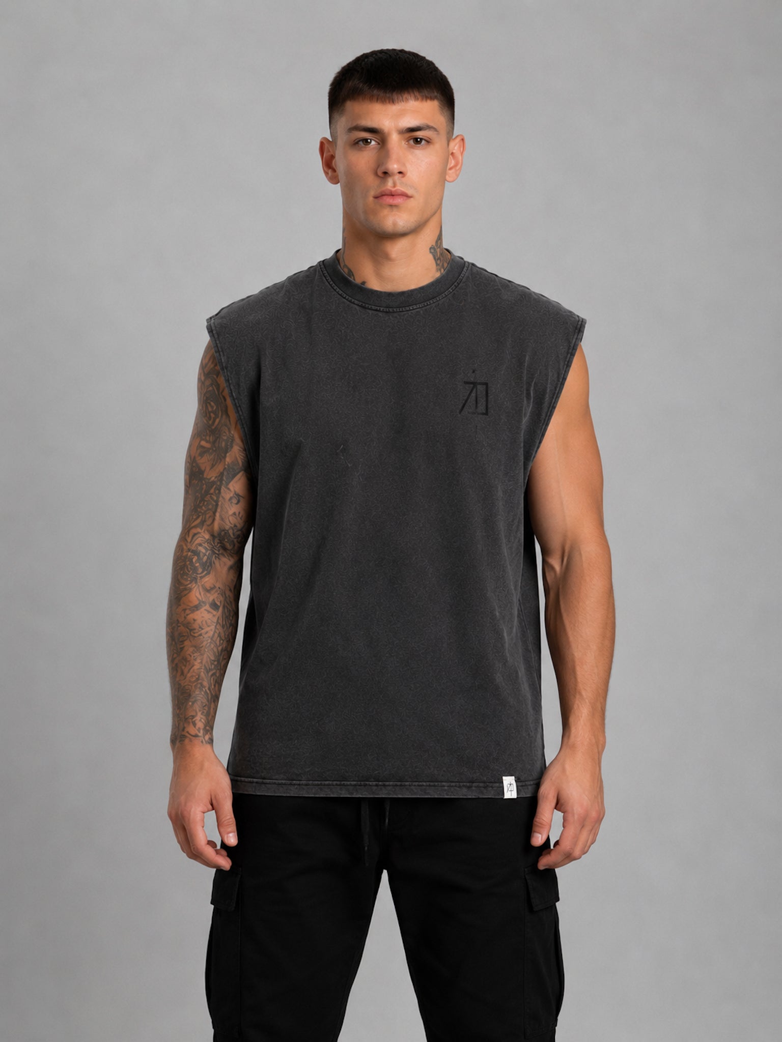 NOTORIOUS Sleevless Tee